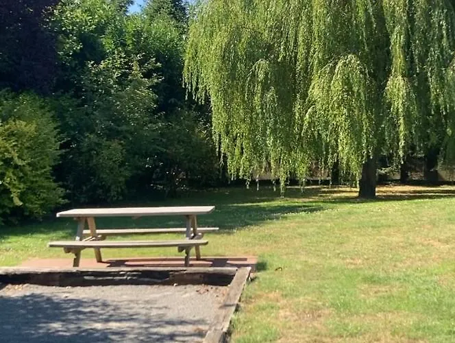 Nocleg ze śniadaniem Maison Mama Neko Pontorson