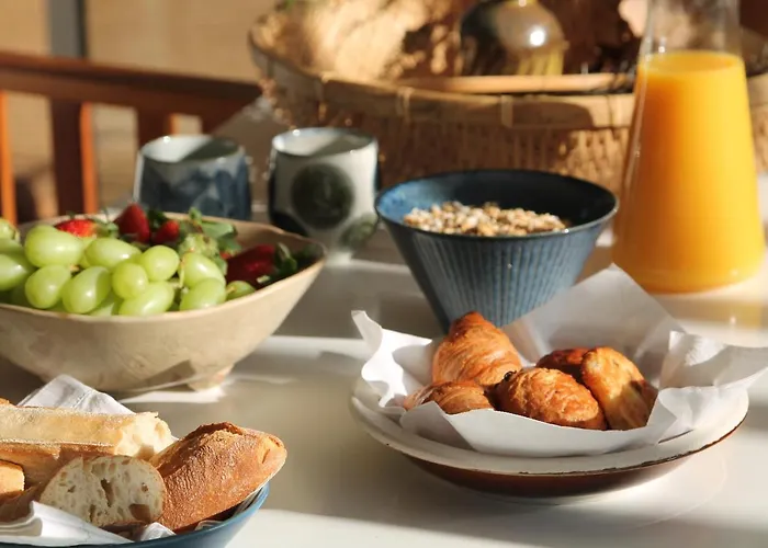 Nocleg ze śniadaniem Maison Mama Neko 3*