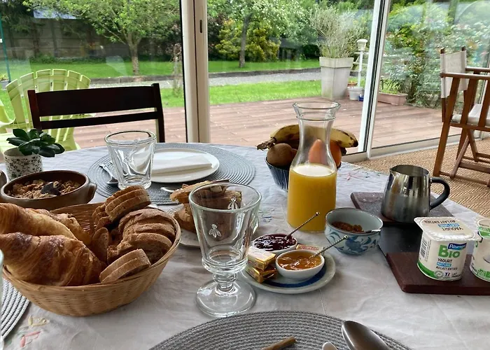 Nocleg ze śniadaniem Maison Mama Neko Pontorson