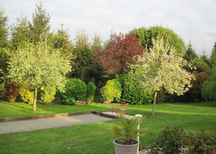 Maison Mama Neko Nocleg ze śniadaniem Pontorson